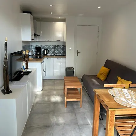 公寓 Le Lotus 拉本讷